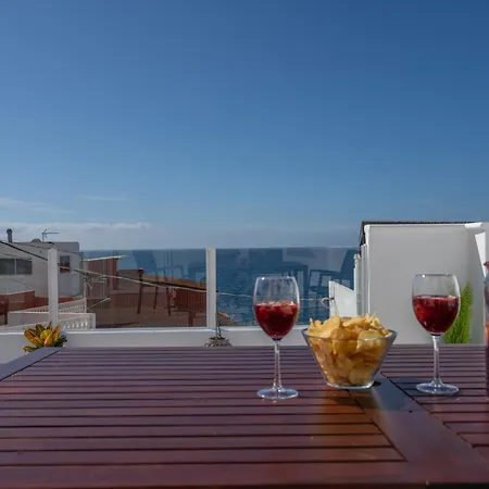 Unique House With Cave By The Sea With Private Terrace Feriehus *