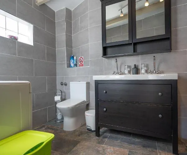 Unique House With Cave By The Sea With Private Terrace Prázdninový dům *