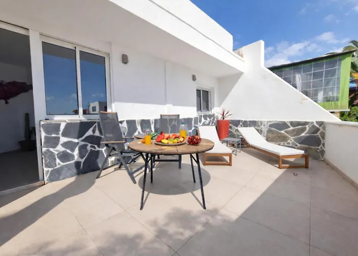 Unique House With Cave By The Sea With Private Terrace