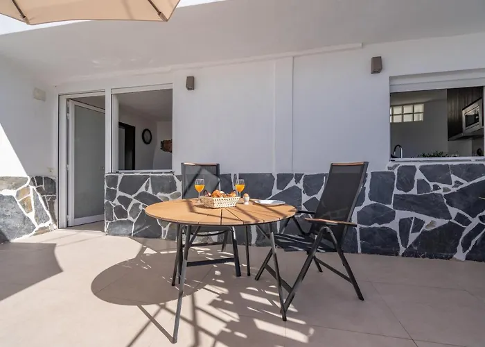 Unique House With Cave By The Sea With Private Terrace Santa Cruz de Tenerife