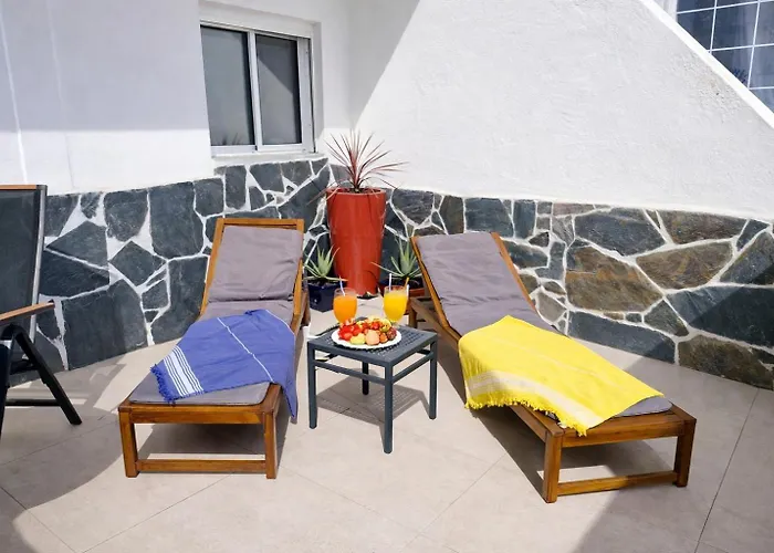 Unique House With Cave By The Sea With Private Terrace Dom wakacyjny *