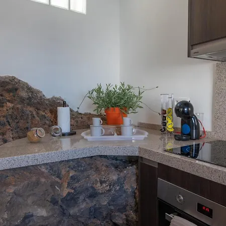 Nyaraló Unique House With Cave By The Sea With Private Terrace Santa Cruz de Tenerife