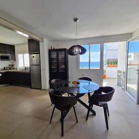 Tatil Evi Unique House With Cave By The Sea With Private Terrace *