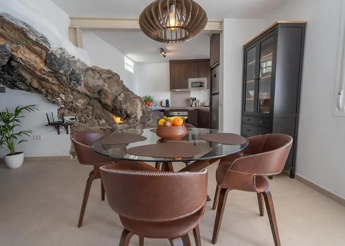 Unique House With Cave By The Sea With Private Terrace Tatil Evi Santa Cruz de Tenerife