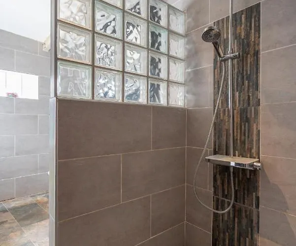 Unique House With Cave By The Sea With Private Terrace Tatil Evi