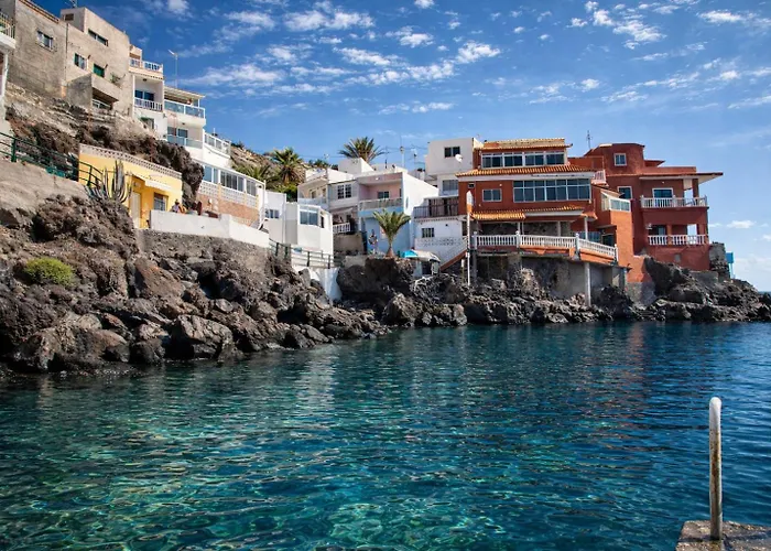 Tatil Evi Unique House With Cave By The Sea With Private Terrace