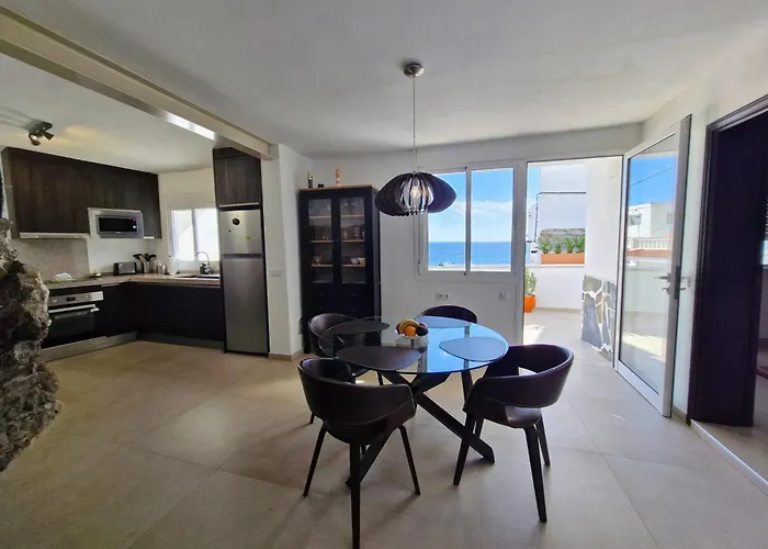 Tatil Evi Unique House With Cave By The Sea With Private Terrace *